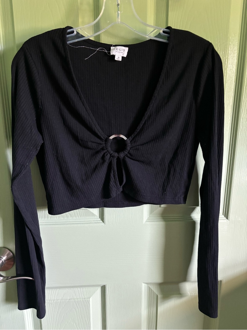Le Lis Black Ring-Front Long Sleeve Crop Top